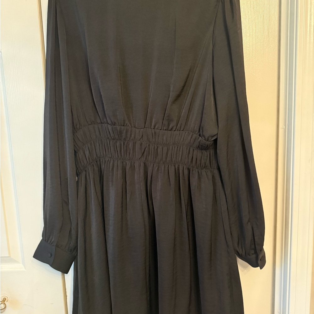 Express Flowy Elegant Black Dress - Picture 10 of 11
